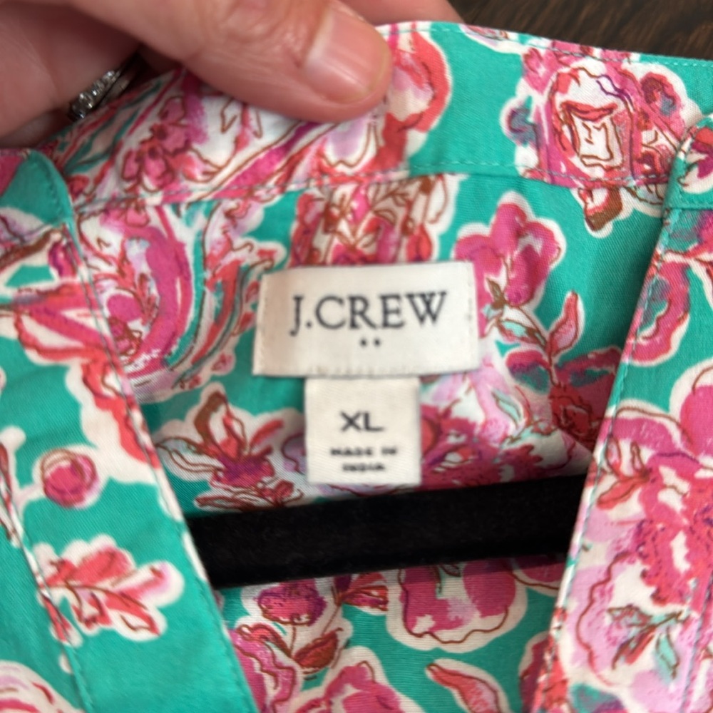 ❌NOT FOR SALE❌Like New J. Crew Top - Picture 4 of 5